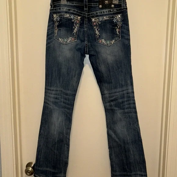 EUC excellent MissMe sz 30 jeans color:med 270 inseam 32 Style NO:JV83018V - Picture 13 of 13